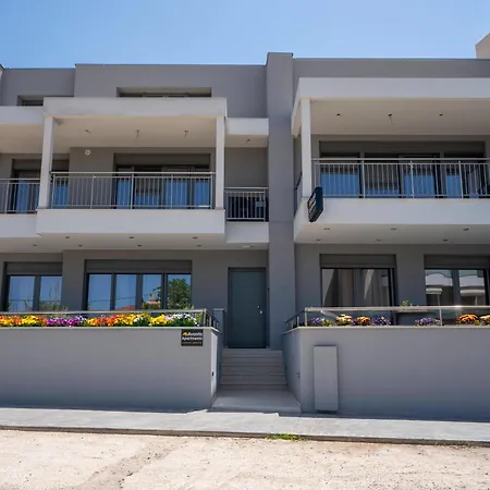 Avanto Lefkas Awaits *